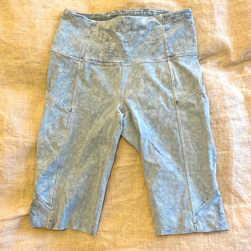 NEVER WORN lulu biker shorts